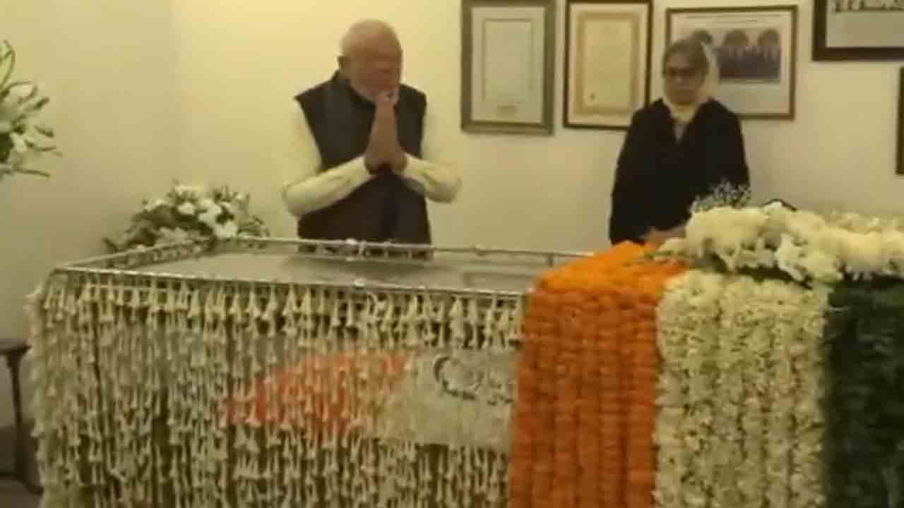 PM Modi | మన్మోహన్ సింగ్కు మోదీ నివాళులు