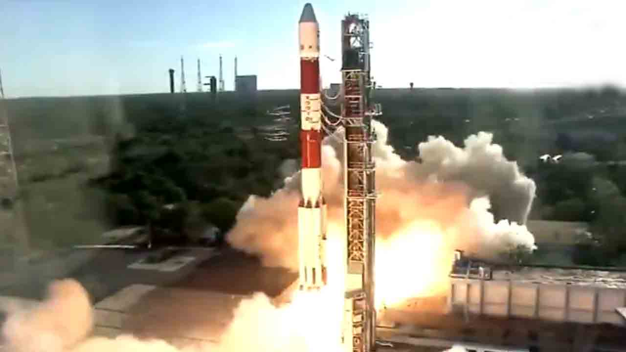 PSLV-C59 | నింగిలోకి దూసుకెళ్లిన పీఎస్ఎల్వీ-సీ59 రాకెట్‌