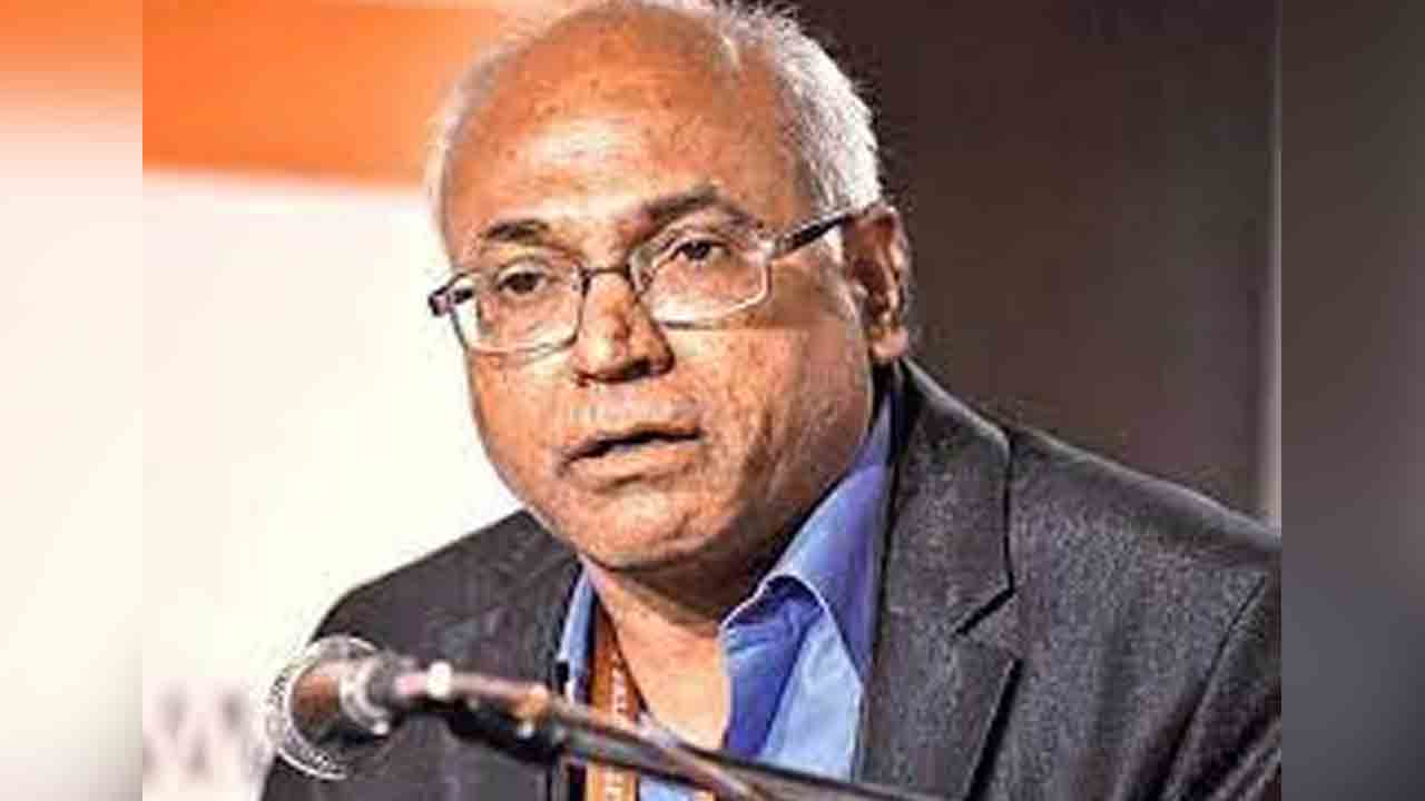 కంచె ఐలయ్యపై కేసుల కొట్టివేత