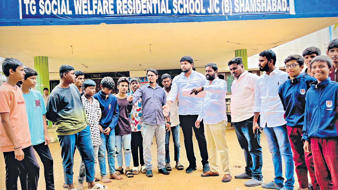 విద్యావ్యవస్థను భ్రష్టు పట్టిస్తున్నారు..