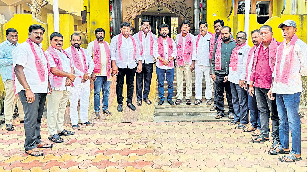 గ్యారెంటీల పేరుతో గారడీ