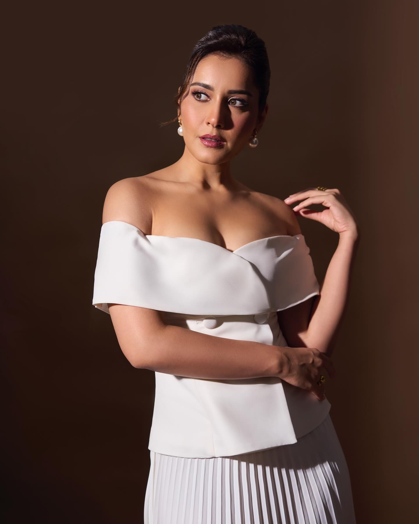 Raashi Khanna (10)