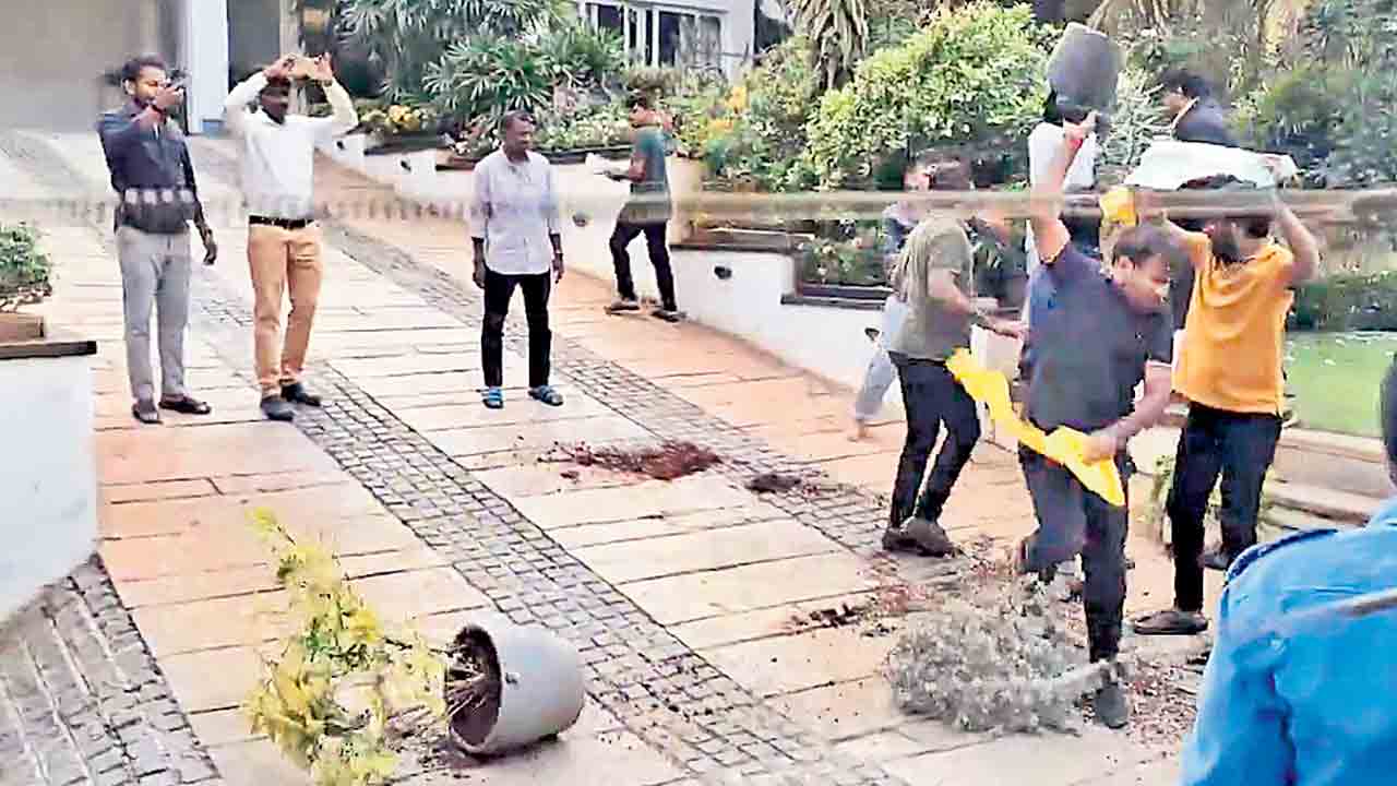 ఆయనకేం నష్టం.. తెలంగాణకే కష్టం!