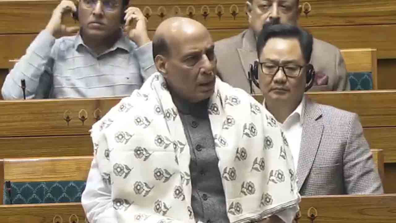 Constitution Debate | దేశ ఐక్యతకు రాజ్యాంగం ఓ రోడ్‌మ్యాప్‌‌.. లోక్‌సభలో రాజ్యాంగంపై చర్చను ప్రారంభించిన రాజ్‌నాథ్‌ సింగ్‌