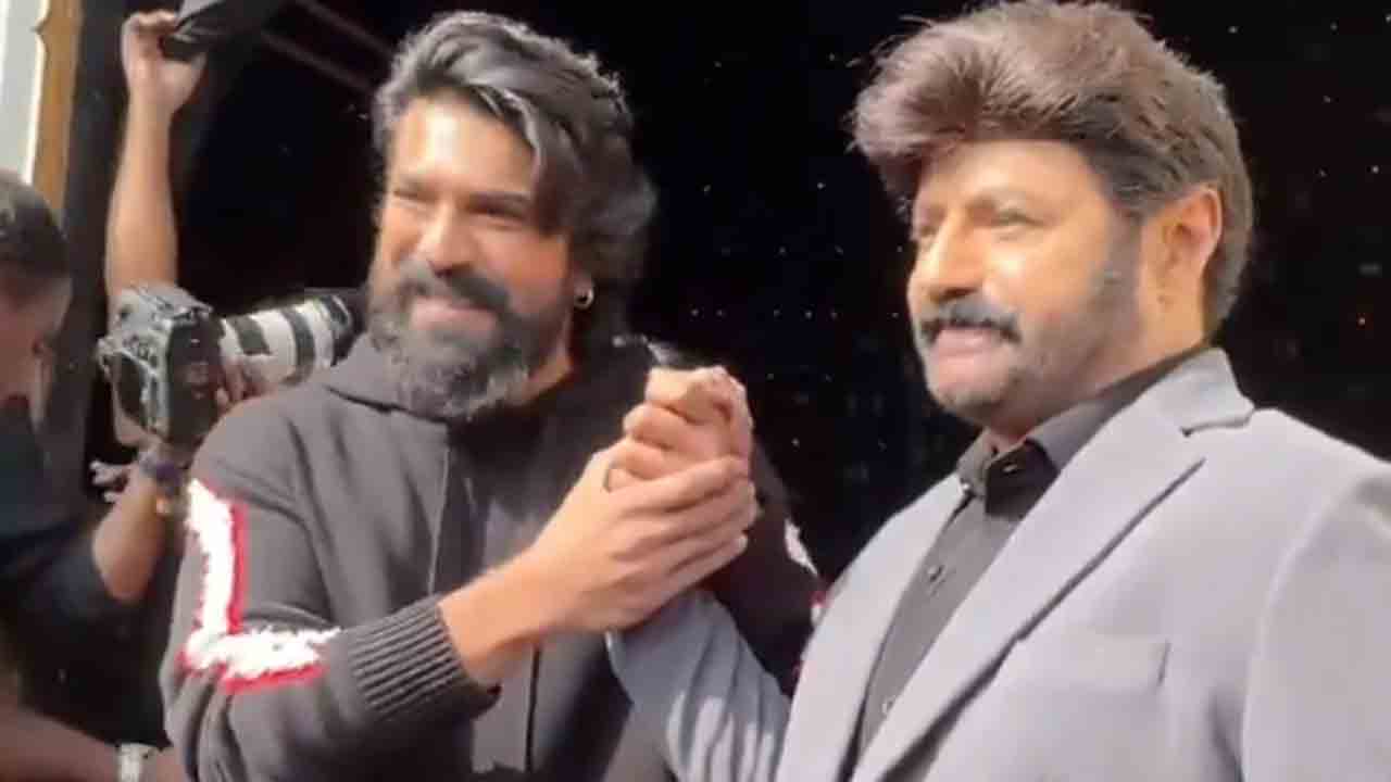 Unstoppable with NBK | బాలయ్య అన్‌స్టాపబుల్‌ సెట్‌లో రామ్‌ చరణ్‌ సందడి.. వీడియోలు