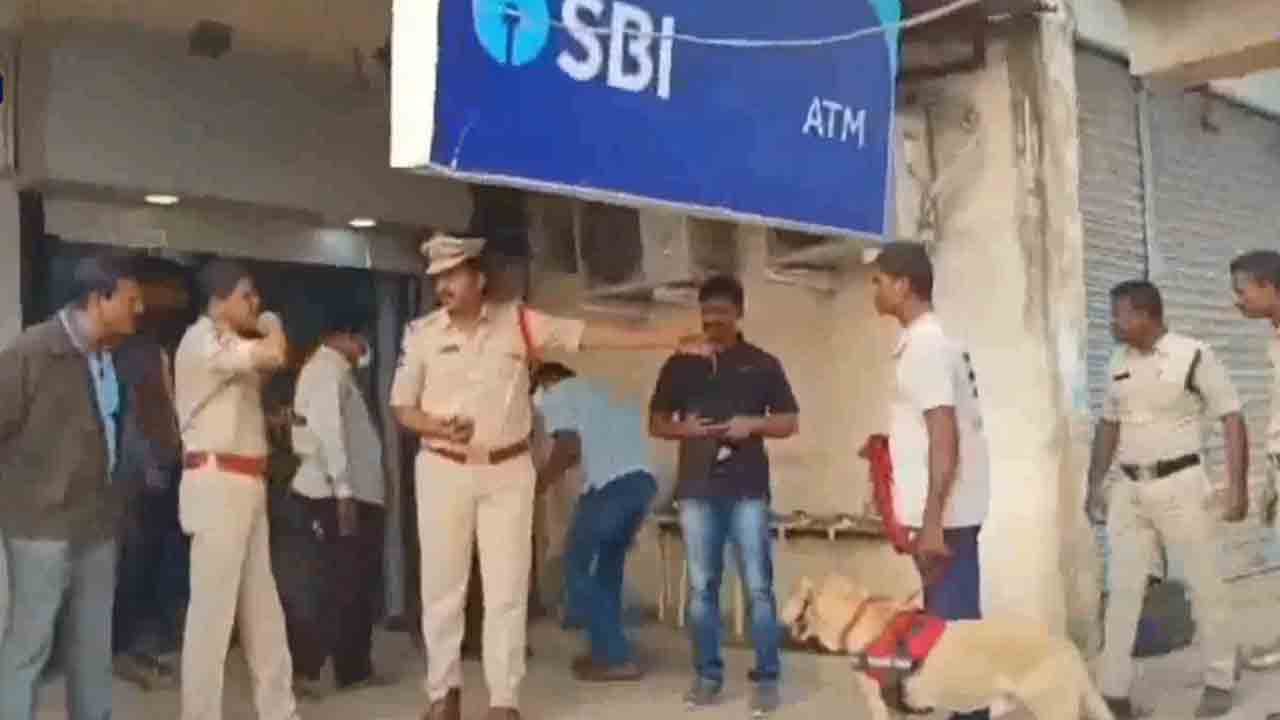 దామరచర్ల ఎస్‌బీఐ ఏటీఎంలో చోరీ