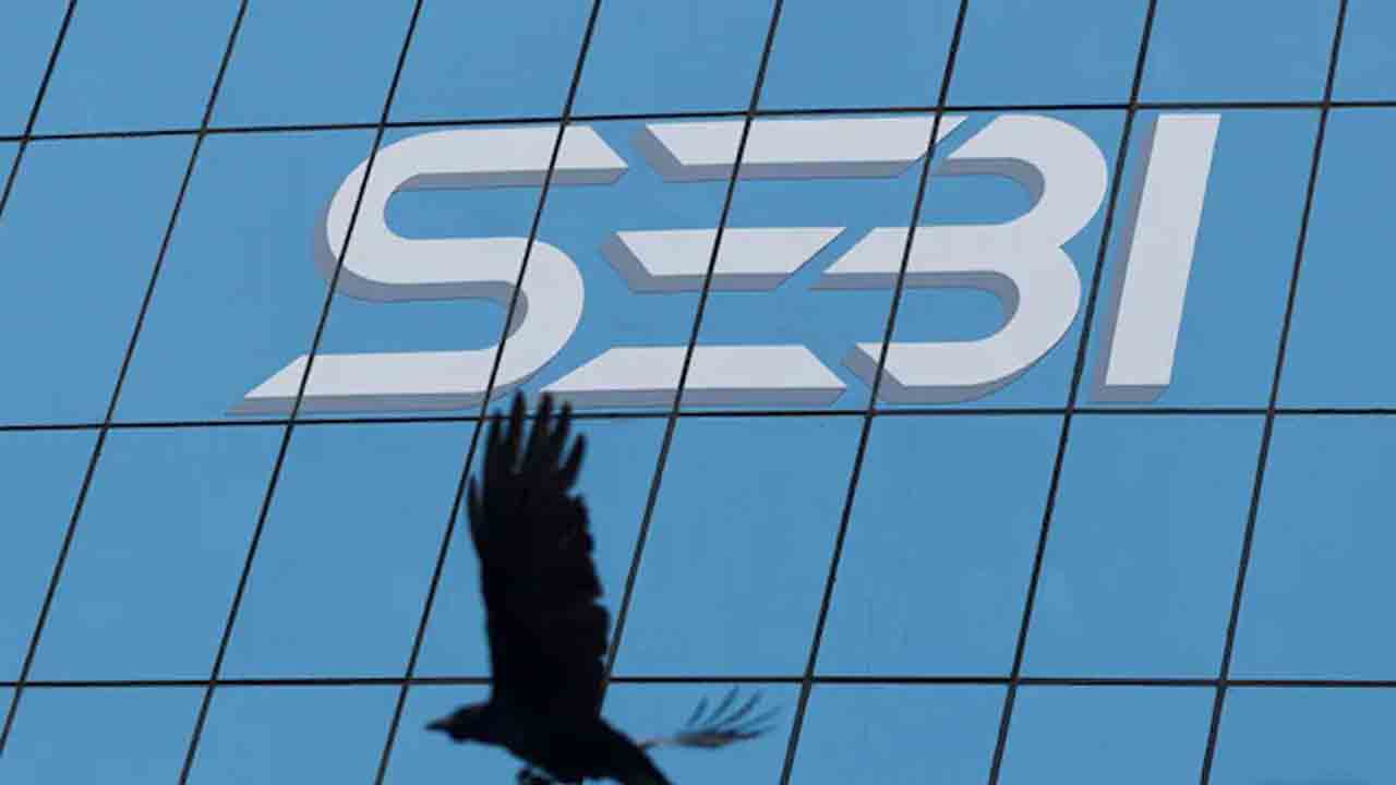 వ్యవసాయేతర కమోడిటీ డెరివేటివ్‌ల్లోకి.. బ్యాంకులు, బీమా సంస్థల పెట్టుబడులను అనుమతించే దిశగా సెబీ