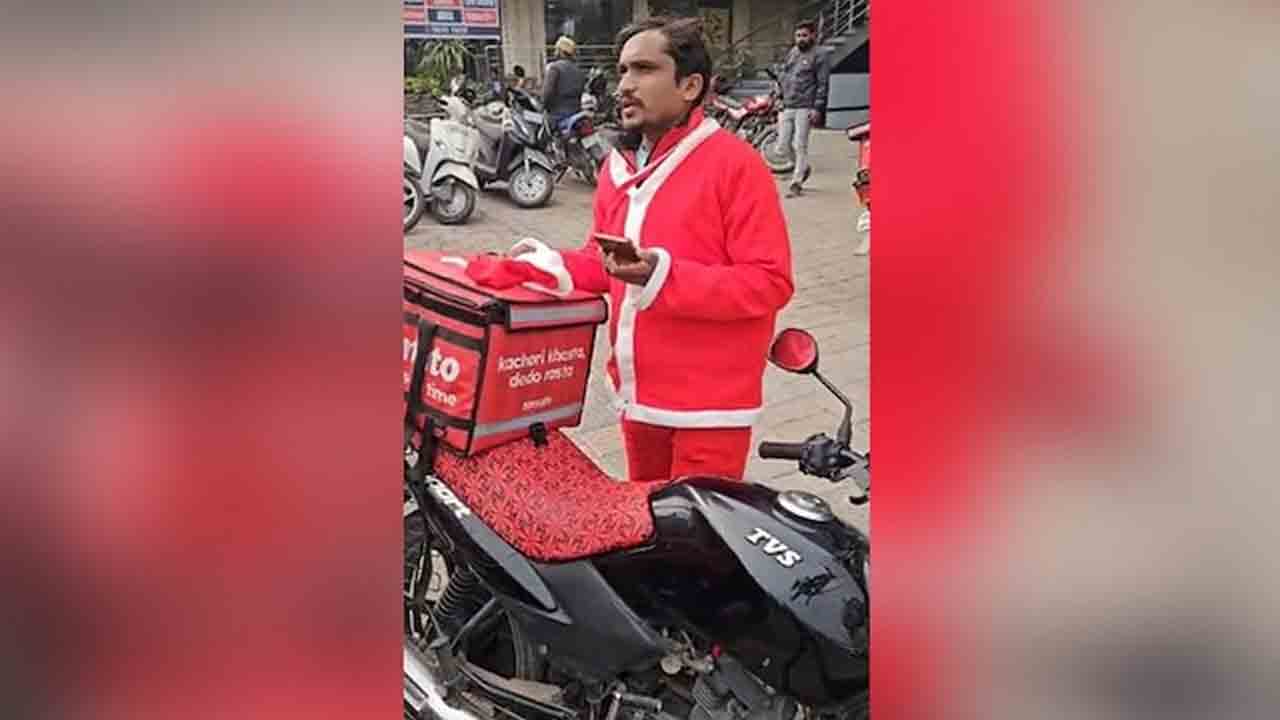 Food Delivery Boy | దీపావళి రోజున రాముని వస్త్రధారణలో వస్తారా?.. ఫుడ్‌ డెలివరీ బాయ్‌ని నిలదీసిన జాగరన్‌ మంచ్‌ నాయకుడు