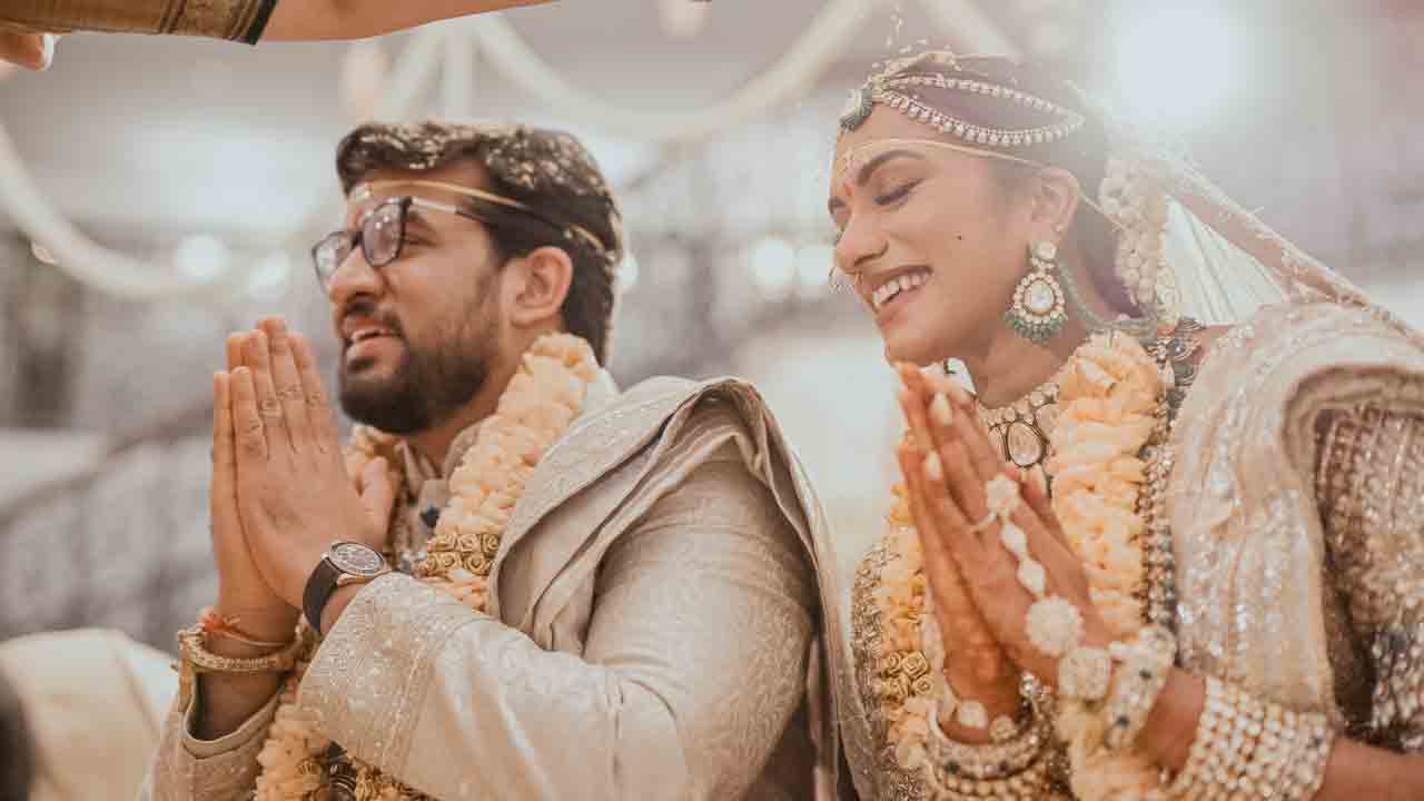 PV Sindhu | ఆ ప్రయాణమే మమ్మల్ని దగ్గర చేసింది.. దత్త సాయితో తన ప్రేమ కథను బయటపెట్టిన సింధు