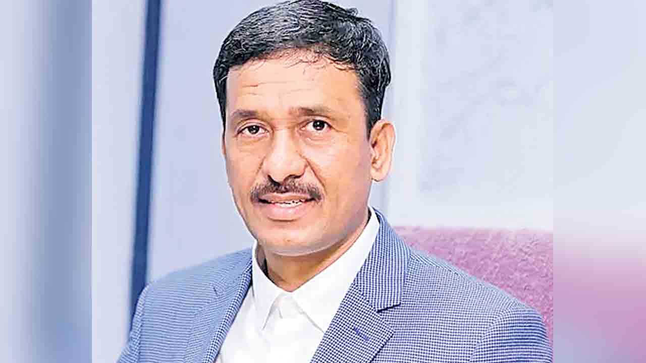 సింగరేణి సీఎండీ డిప్యూటేషన్‌ పొడిగింపు