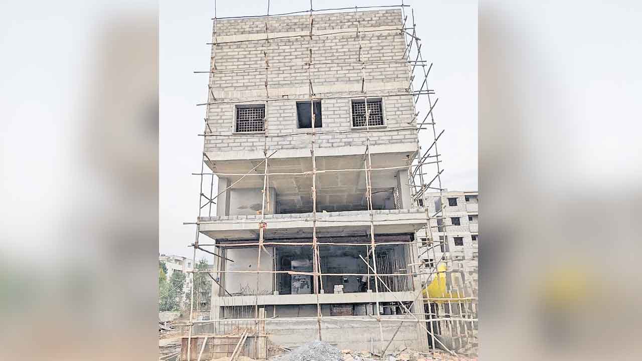 Supreme Court, Construction