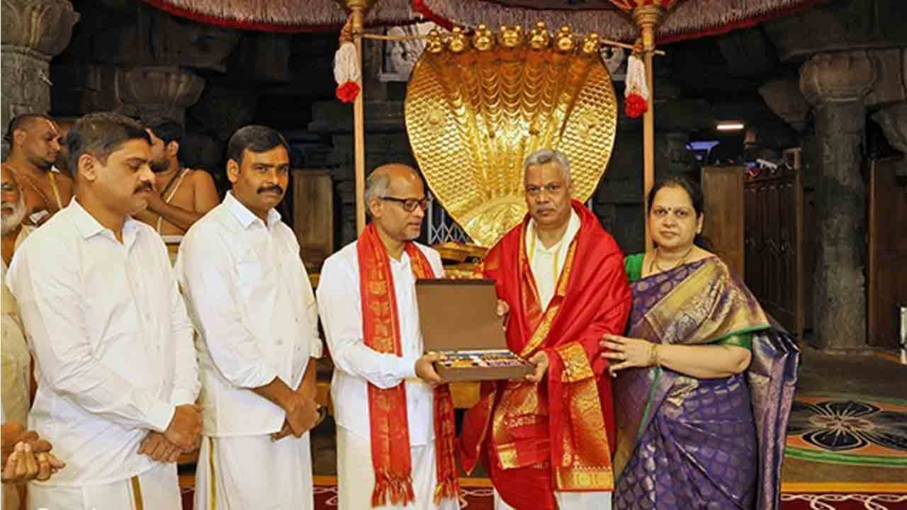 Tirumala | తిరుమలలో శ్రీవారిని దర్శించుకున్న ఏపీ డీజీపీ