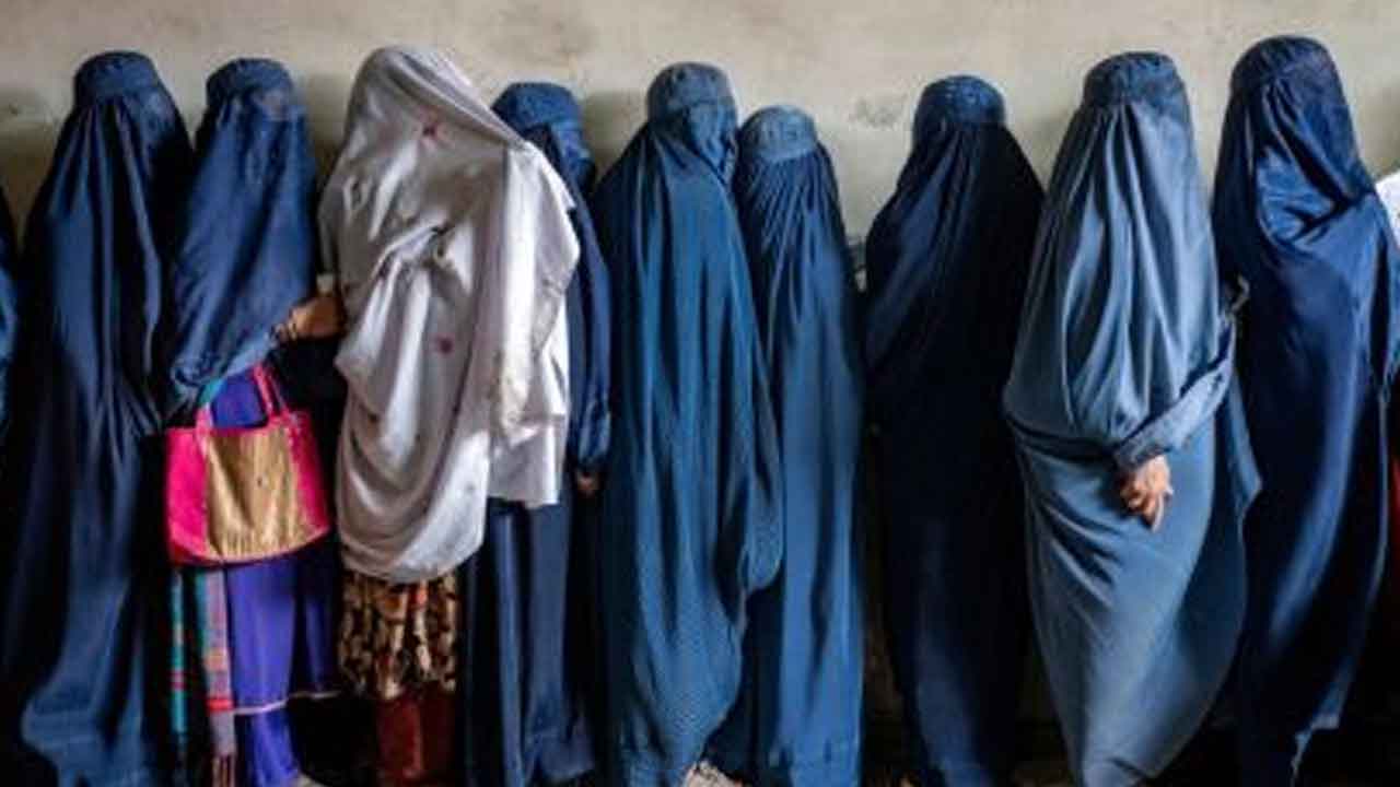 అఫ్గాన్‌లో కిటికీలపై నిషేధం