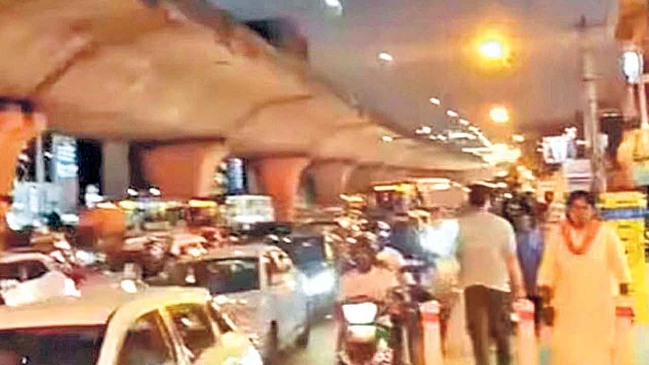 Traffic | బెంగళూరు ట్రా ఫికర్‌