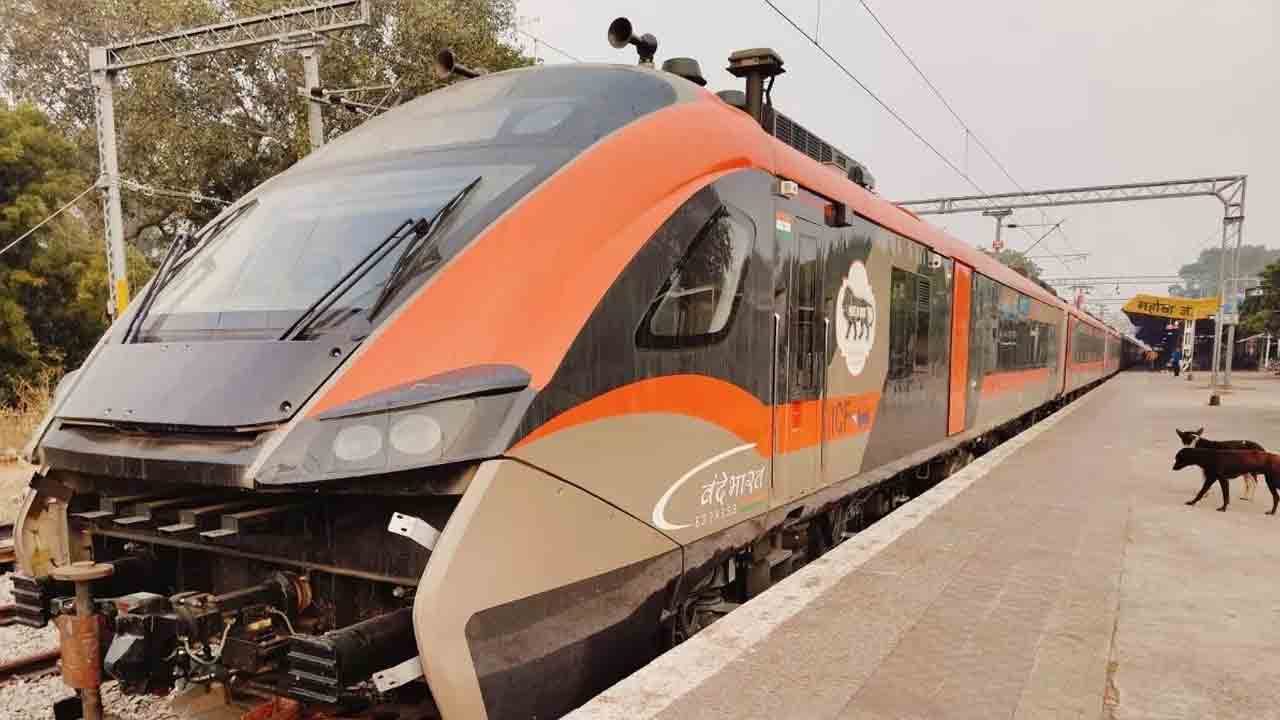 Vande Bharat Sleeper | విజయవంతంగా వందే భారత్‌ స్లీపర్‌ ట్రయల్‌ రన్‌..
