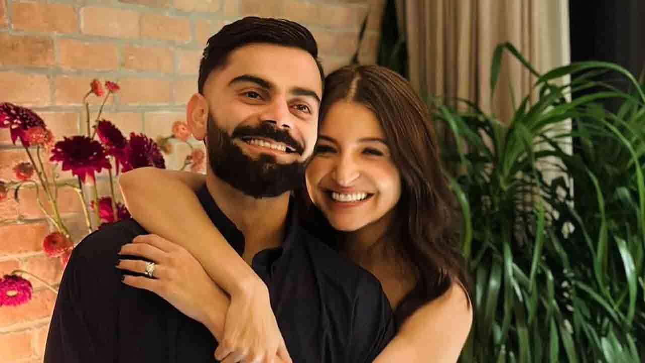 Virat Kohli | మెల్‌బోర్న్‌ వీధుల్లో విరుష్క జంట చక్కర్లు.. వీడియో