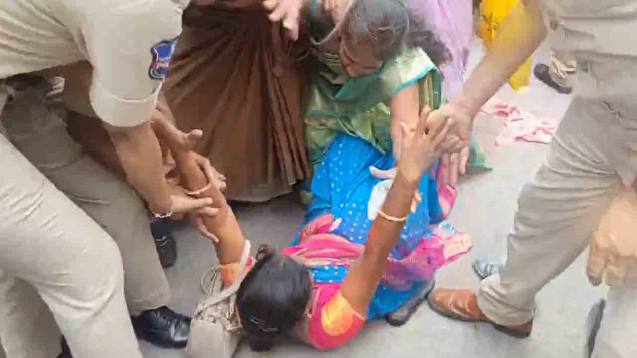 Harish Rao | ఆశా వ‌ర్క‌ర్ల‌పై పోలీసుల దాడుల‌ను తీవ్రంగా ఖండిస్తున్నాం : హ‌రీశ్‌రావు