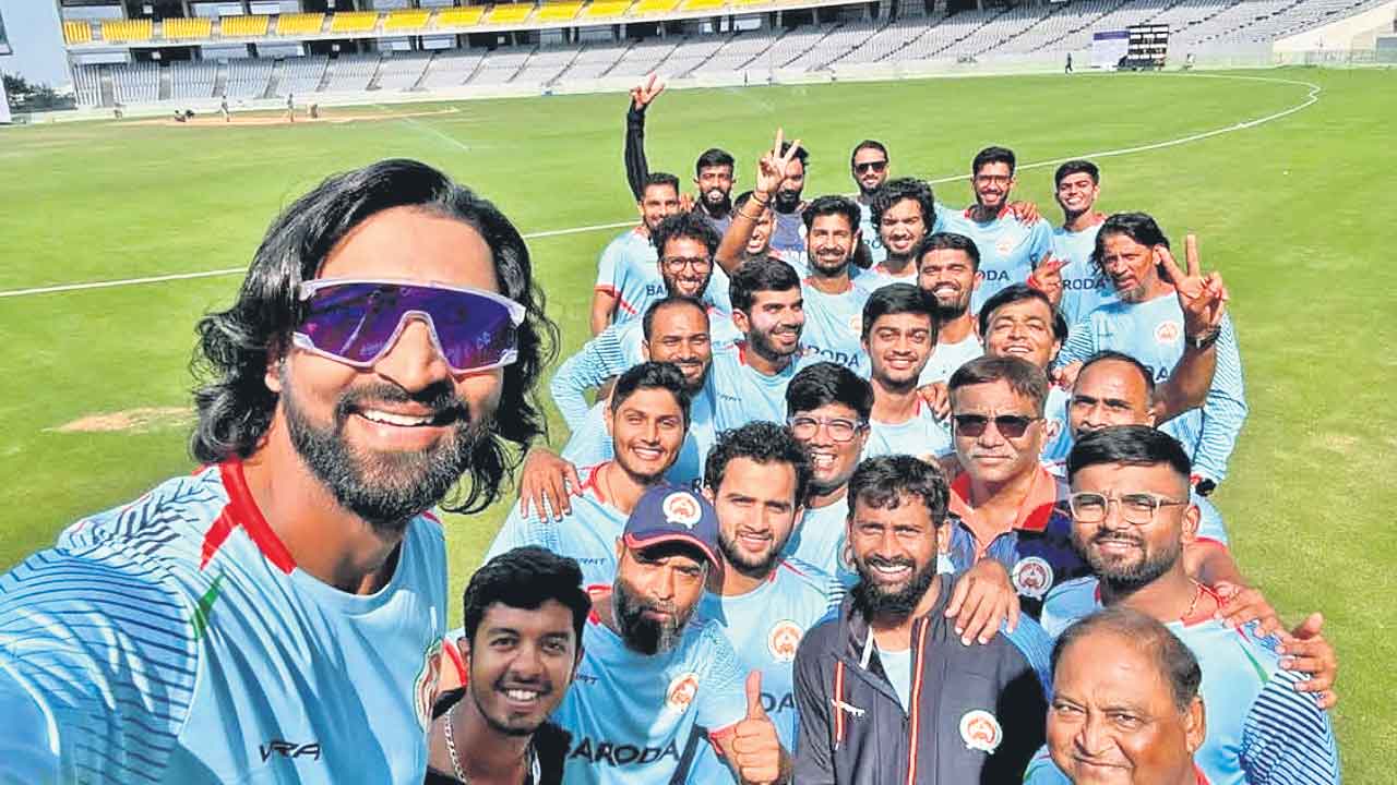 బరోడా 349/5