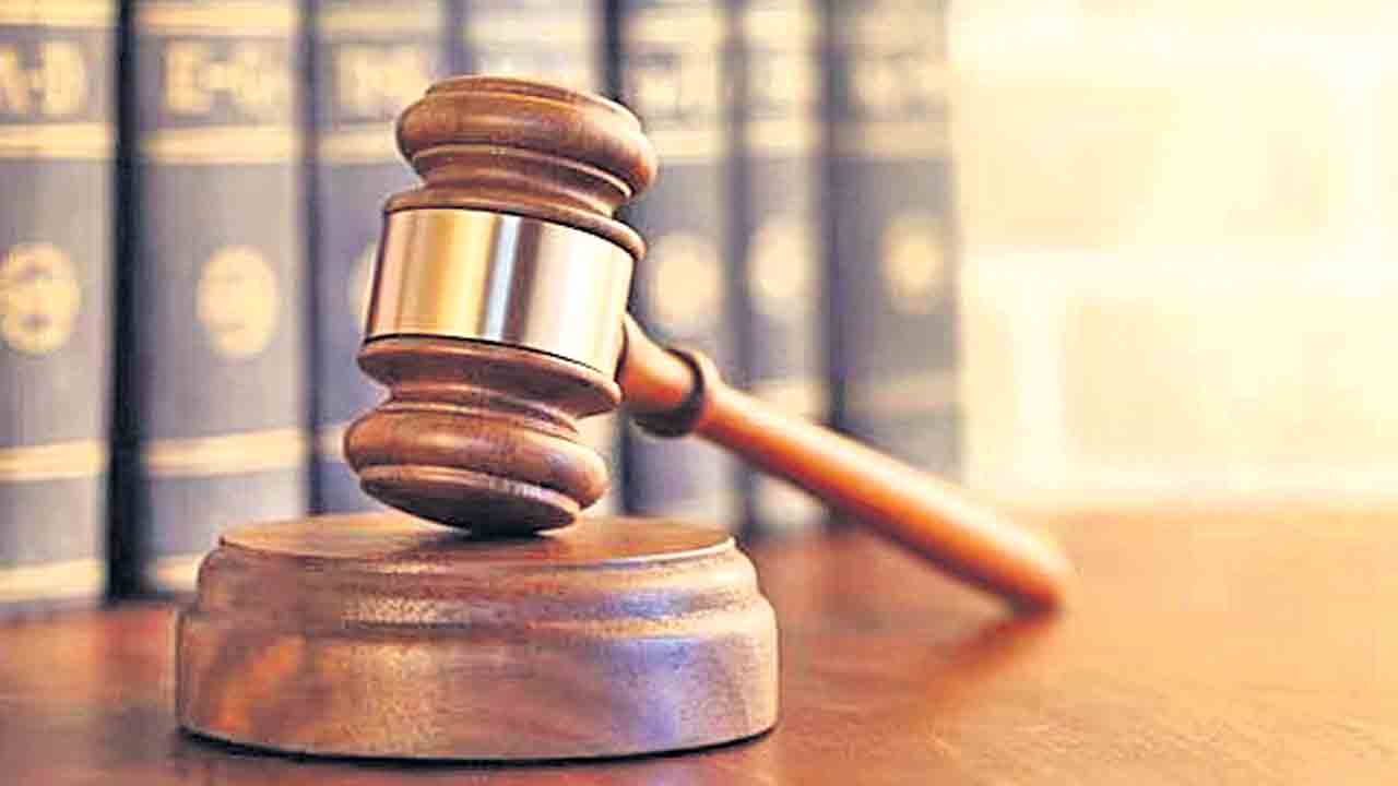 Chhattisgarh High Court | భార్య అనుమతి లేకుండా భర్త అసహజ లైంగిక చర్య నేరం కాదు:   హైకోర్టు
