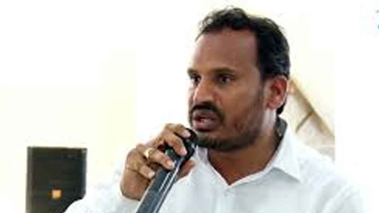 పద్మశాలీల కోసం వెయ్యి కోట్లు కేటాయించాలి