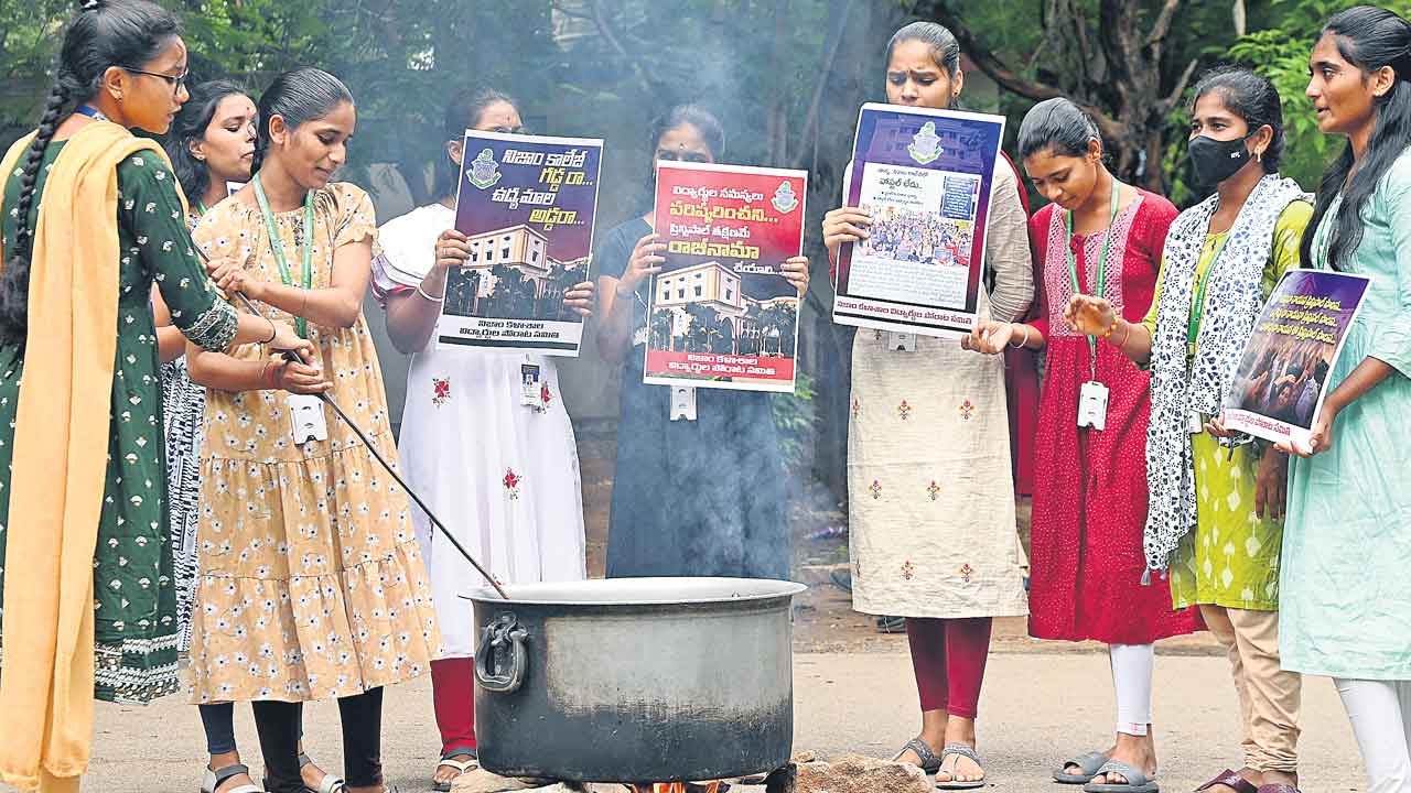 Dharna 9