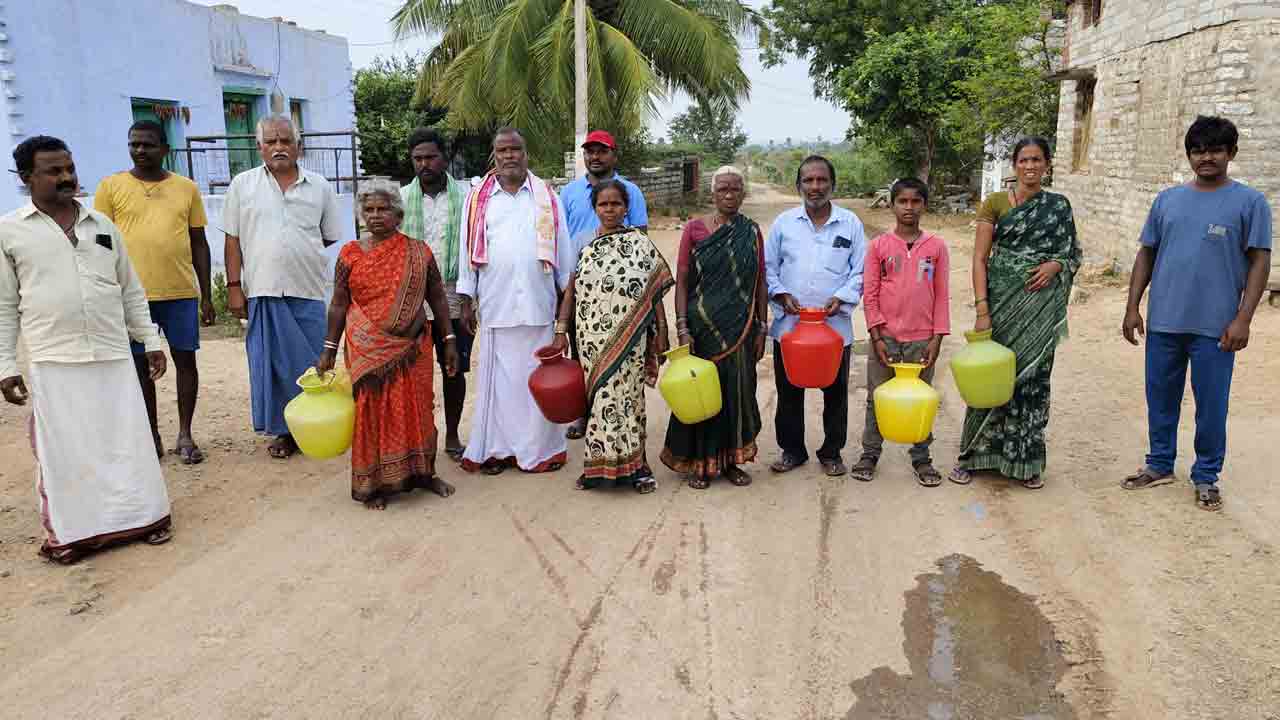 తాగునీటి ఎద్దడి తీర్చరూ..