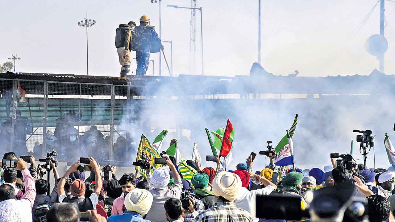 Farmers Protest, Tear Gas, 