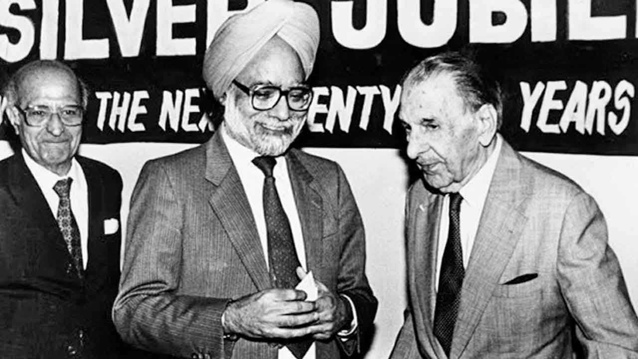 Former Pm Manmohan Singh 2