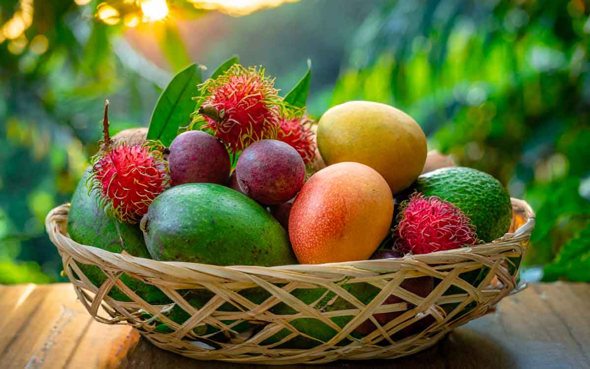 Fruits | ఏయే పండ్ల‌ను ఏయే ఆహారాల‌తో క‌లిపి తినాలో తెలుసా..?