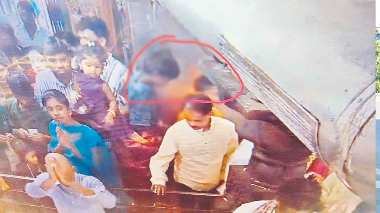 రాజన్న ఆలయంలో హుండీ నగదు చోరీ