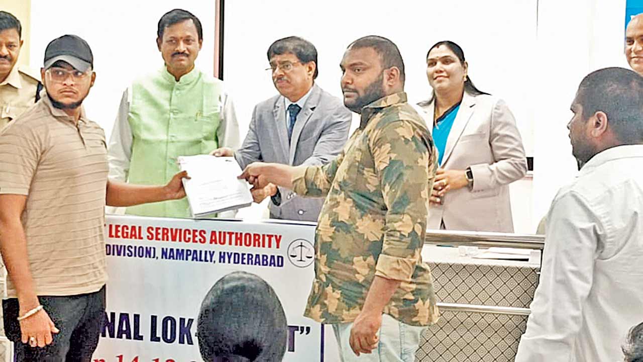 రాజీయే రాజమార్గం..