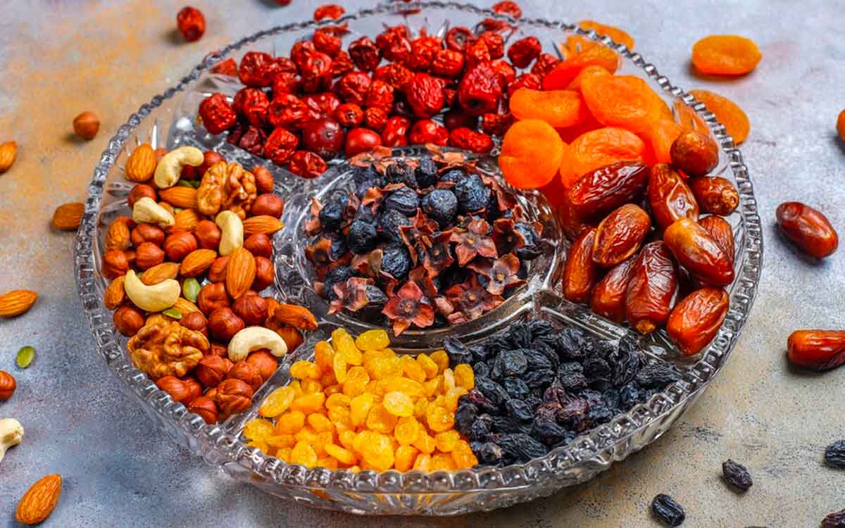 Iron Rich Fruits | ఈ పండ్ల‌ను రోజూ తినండి.. ఐర‌న్ స‌మృద్ధిగా ల‌భించి ర‌క్తం త‌యార‌వుతుంది..!