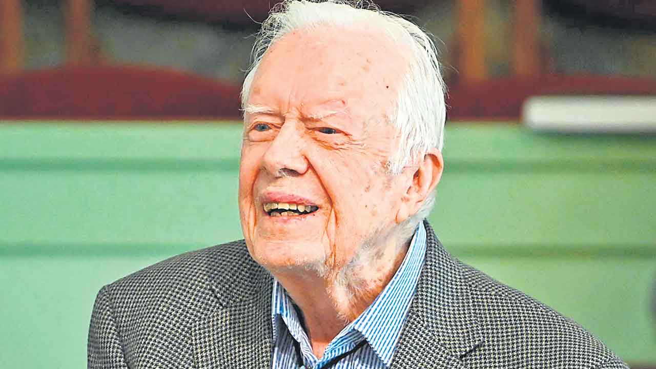 జిమ్మీ కార్టర్‌ కన్నుమూత