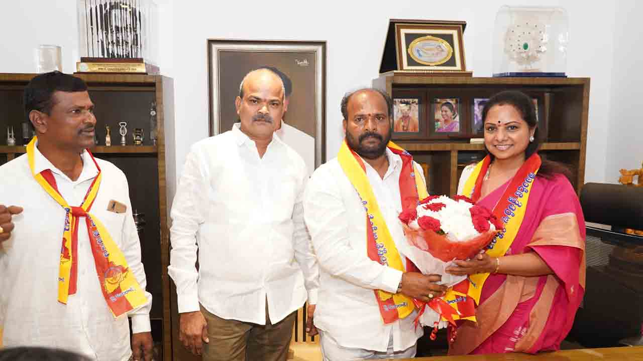 MLC Kavitha | 42 శాతం రిజర్వేషన్లను ఎగవేసే ప్రయత్నం చేస్తే ఊరుకోం : ఎమ్మెల్సీ కవిత