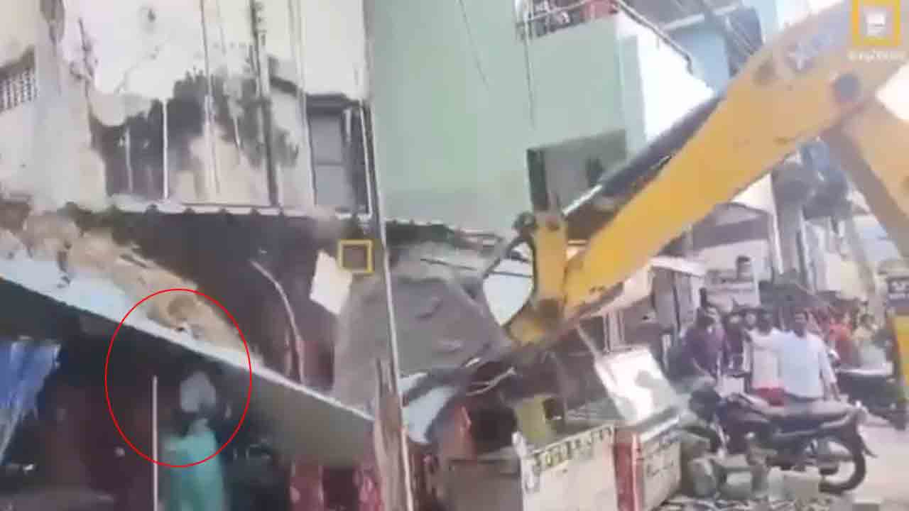 KTR | ఇలా మీ కుటుంబంలో జ‌రిగితే.. అంగీక‌రించ‌గ‌ల‌రా రాహుల్ జీ..? : కేటీఆర్