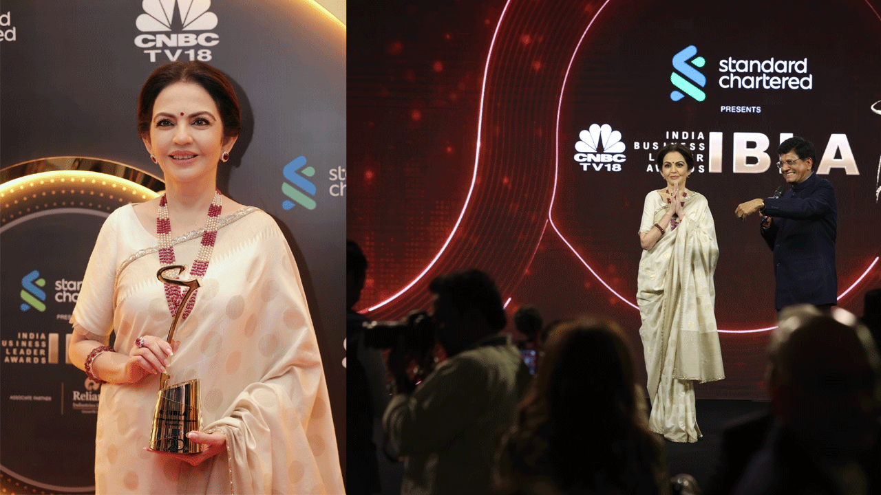 Nita Ambani: నీతా అంబానీకి  సీఎన్‌బీసీ అవార్డు అంద‌జేసిన కేంద్ర మంత్రి