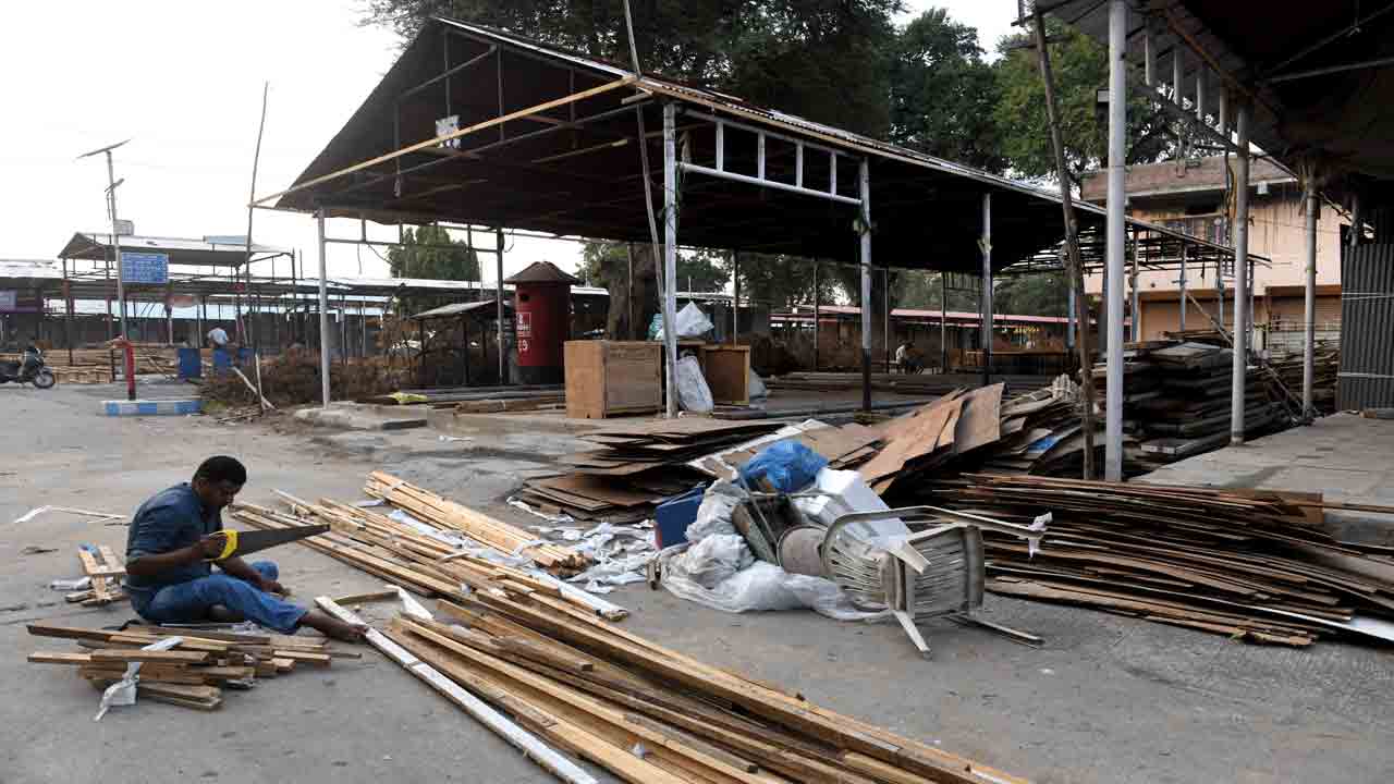 Numaish | నాంప‌ల్లి నుమాయిష్‌కు కొన‌సాగుతున్న ఏర్పాట్లు.. ఈసారి టికెట్ ధ‌ర‌లు పెంపు..!