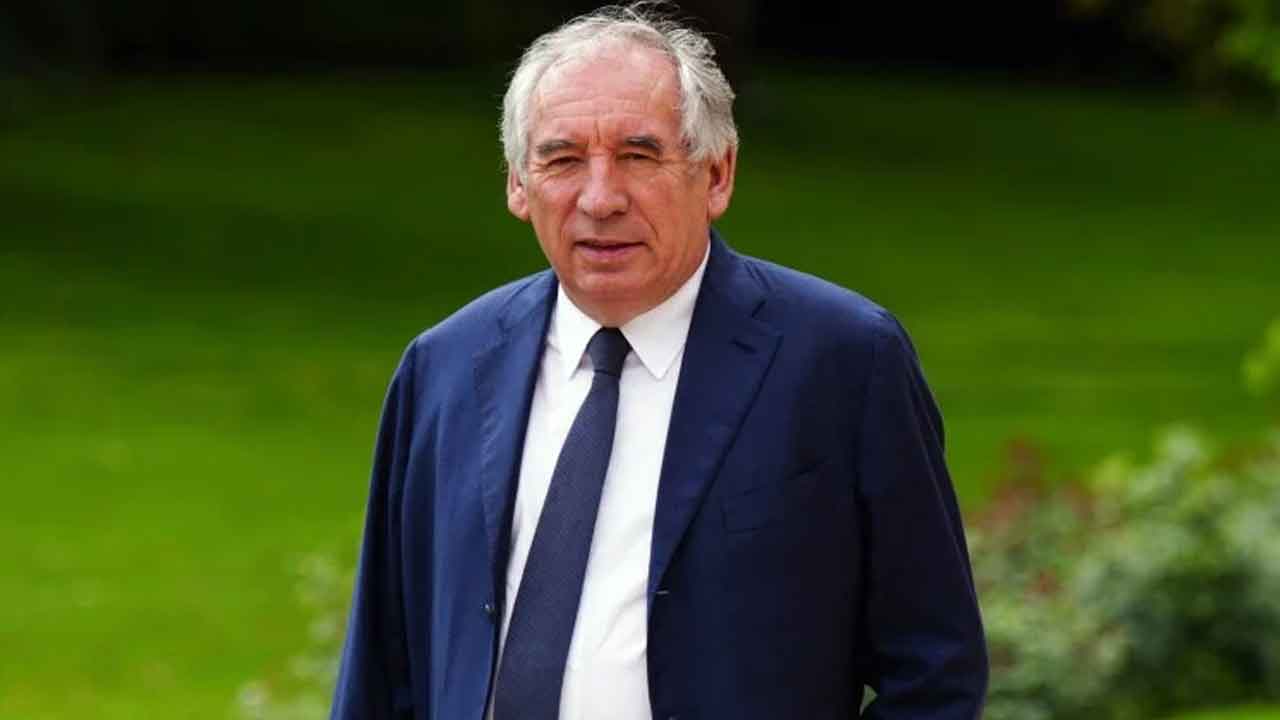 ఫ్రాన్స్‌ కొత్త ప్రధానిగా ఫ్రాంకోయిస్‌ బేరో