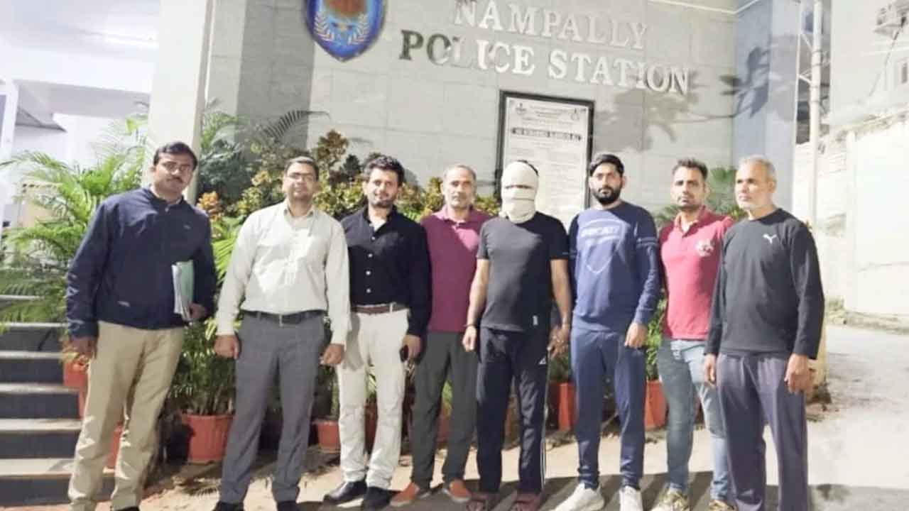 Delhi Police | 2,500 కిలోమీటర్లు చేజ్‌ చేసి.. హైదరాబాద్‌లో నిందితుడిని పట్టుకున్న ఢిల్లీ పోలీసులు