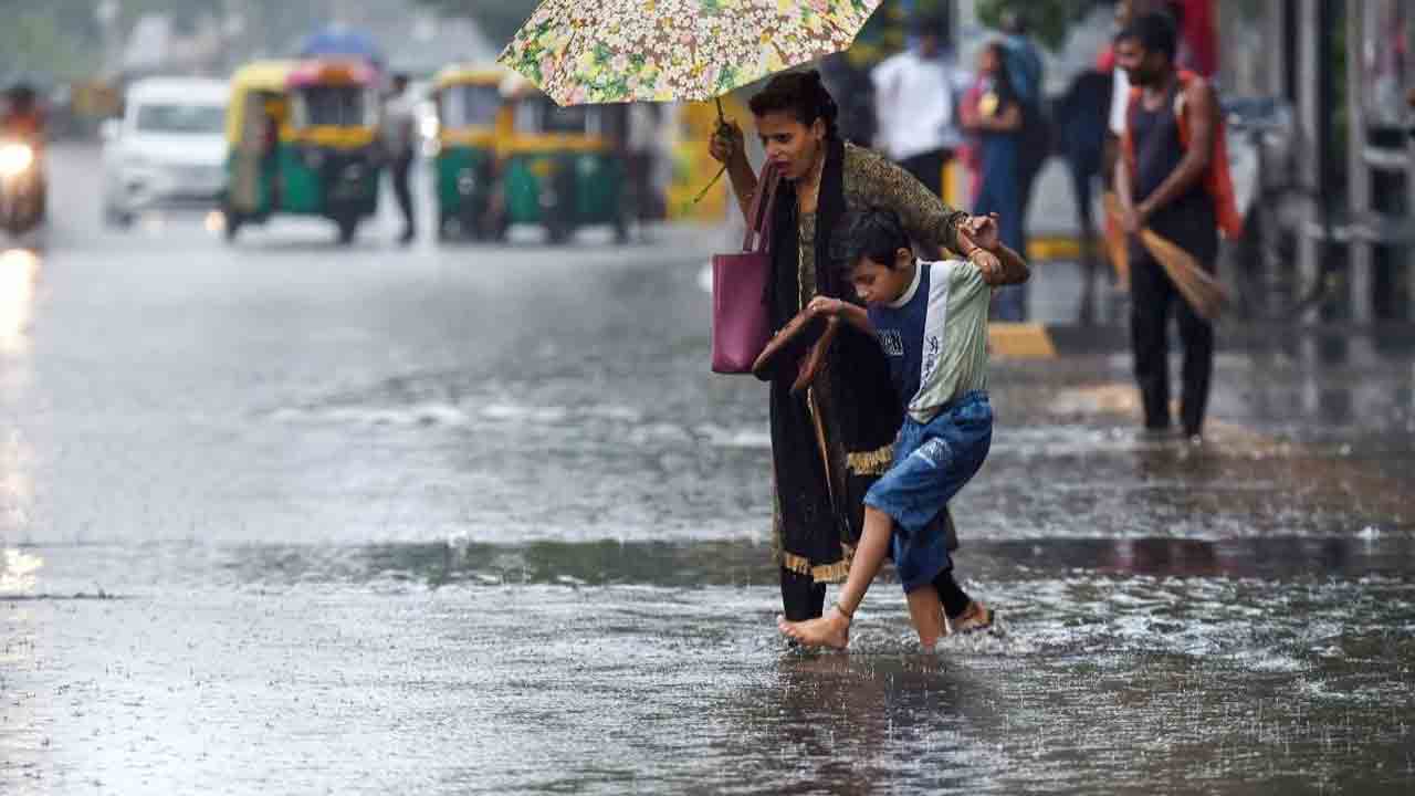 Rains | రాబోయే మూడు రోజుల్లో హైద‌రాబాద్‌కు వ‌ర్ష సూచ‌న‌..!