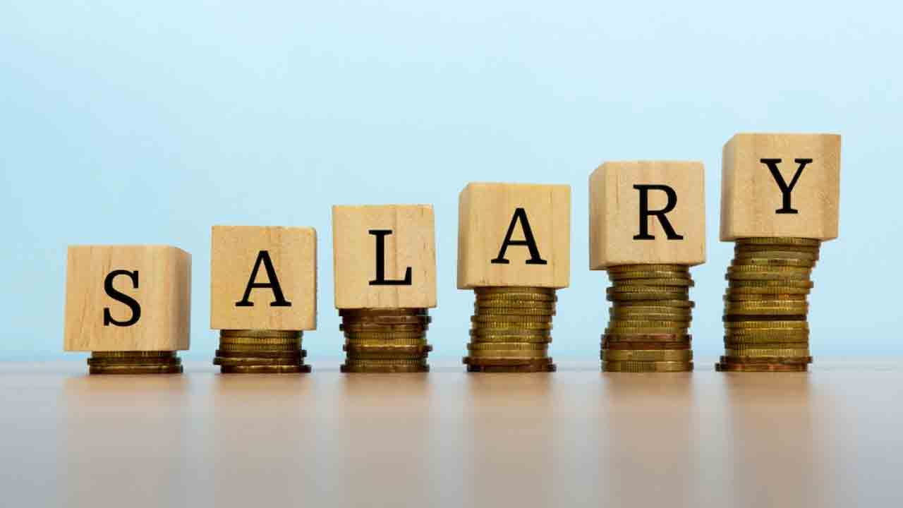 జీతాలు ఇవ్వండి మహాప్రభో.. డీఎస్సీ 2008 కాంట్రాక్ట్‌ ఎస్జీటీల అరిగోస