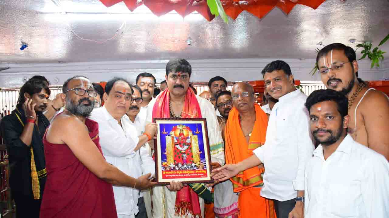 Actor Srikanth | కొండగట్టు అంజ‌న్న‌ను ద‌ర్శించుకున్న న‌టుడు శ్రీకాంత్