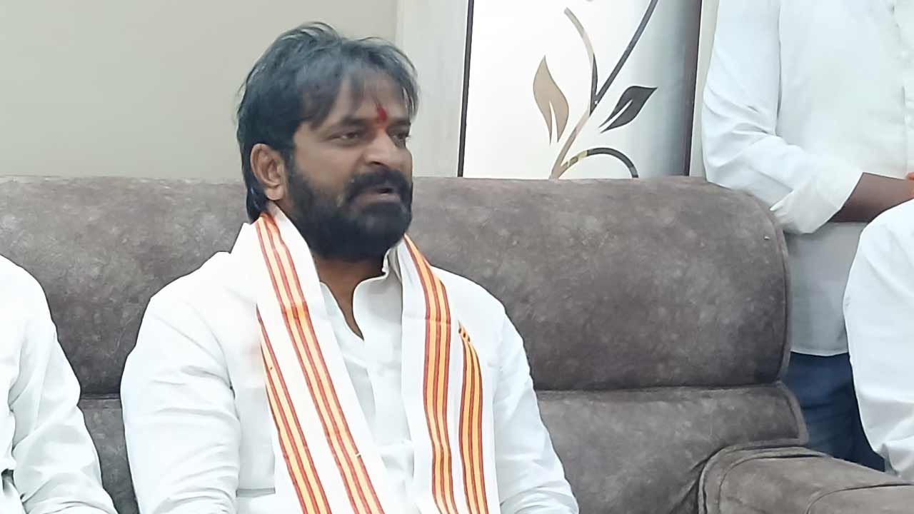 Tirumala | తిరుమలలో అందర్నీ సమానంగా చూడాలి.. టీటీడీకి శ్రీనివాస్ గౌడ్ విజ్ఞప్తి