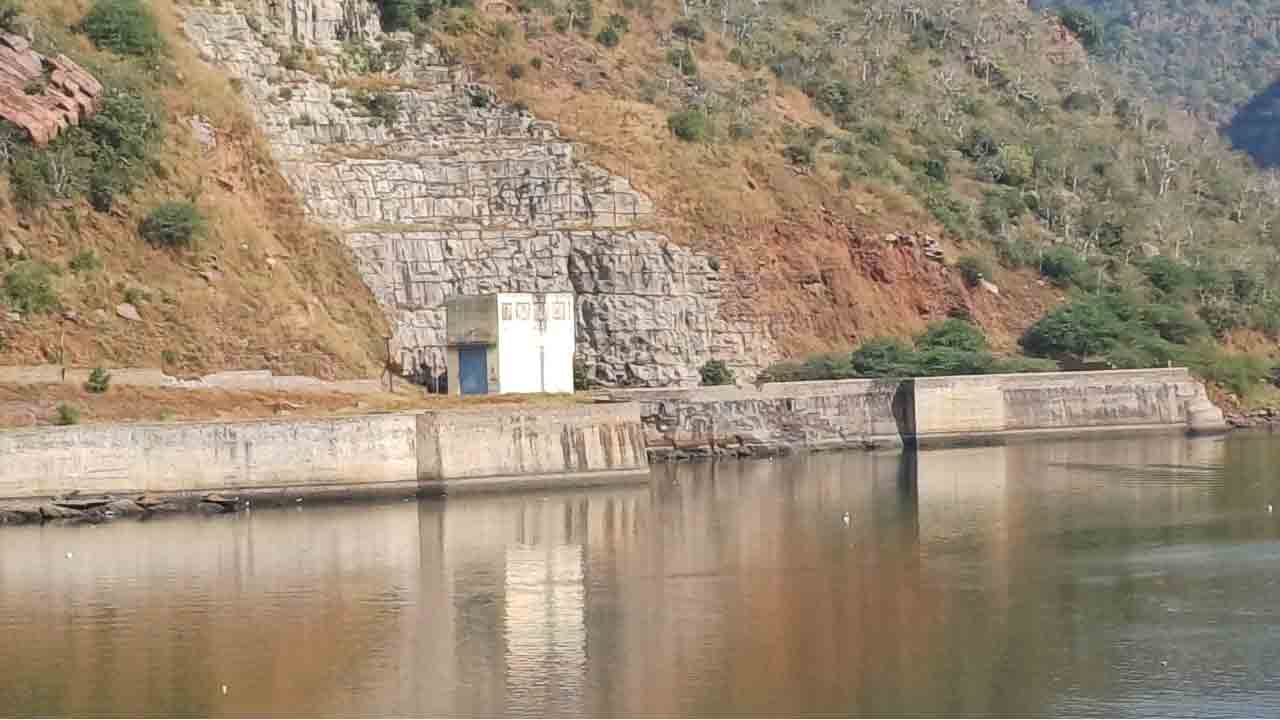 శ్రీశైలం జలశయంలో పంప్‌మోడ్‌ పద్ధతిలో నీటి తరలింపు