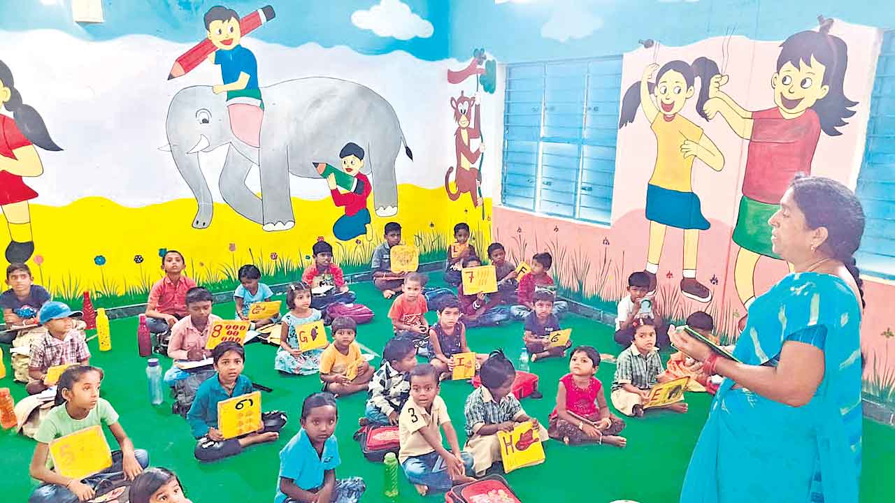 Anganwadi | అంగన్‌వాడీలపై సర్కారు చిన్నచూపు.. నిధులు కేటాయించకుండా నిర్లక్ష్యం