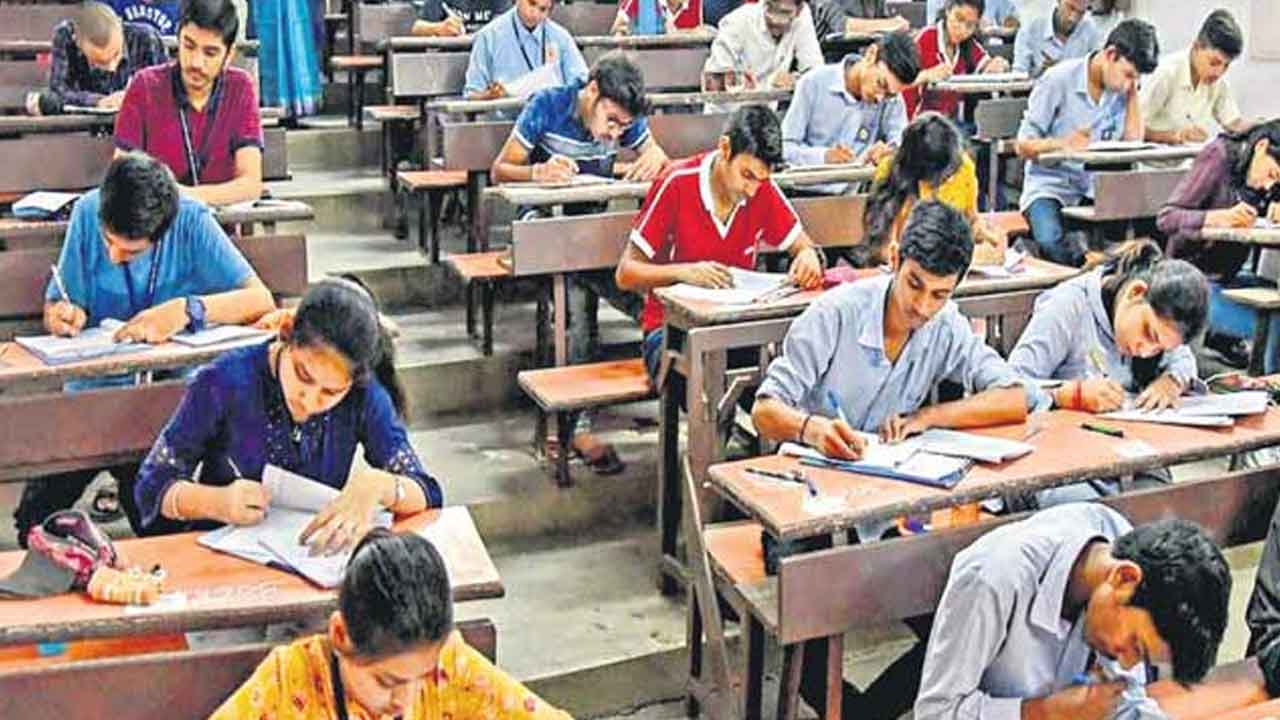 EAPCET | మే మొదటి వారంలో ఎప్‌సెట్‌.. జేఈఈ తర్వాతే పరీక్షలు!