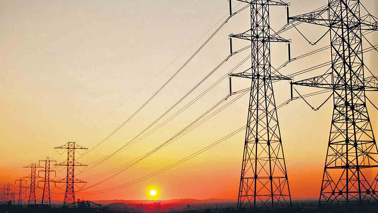 Current Bill | వెనక్కి తగ్గిన కాంగ్రెస్ సర్కార్.. విద్యుత్తు చార్జీల పెంపు లేనట్టే!