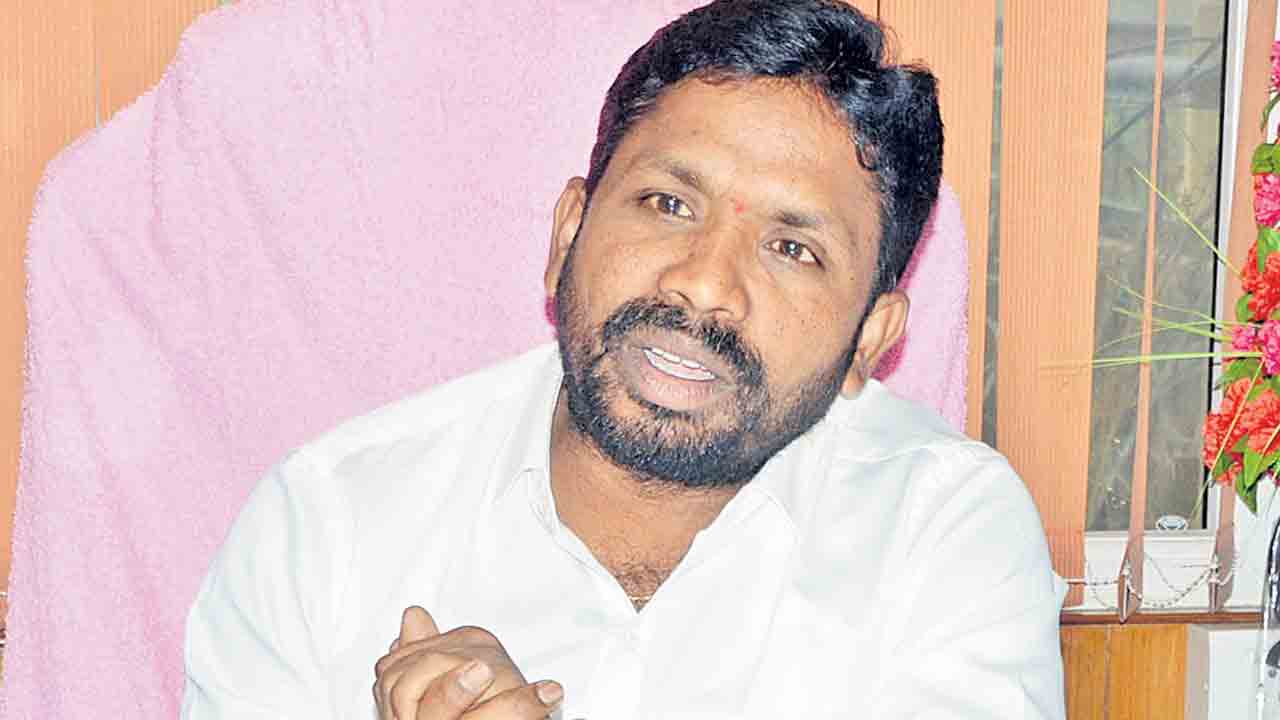 రేవంత్‌ జేబుసంస్థలా ఏసీబీ: ఎర్రోళ్ల