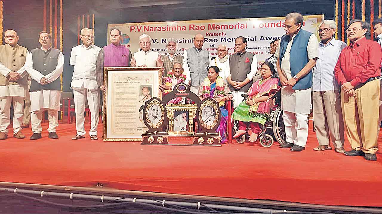 పీవీ నరసింహారావు గొప్ప ఆర్థిక సంస్కరణవాది.. కొనియాడిన గవర్నర్‌ జిష్ణుదేవ్‌వర్మ