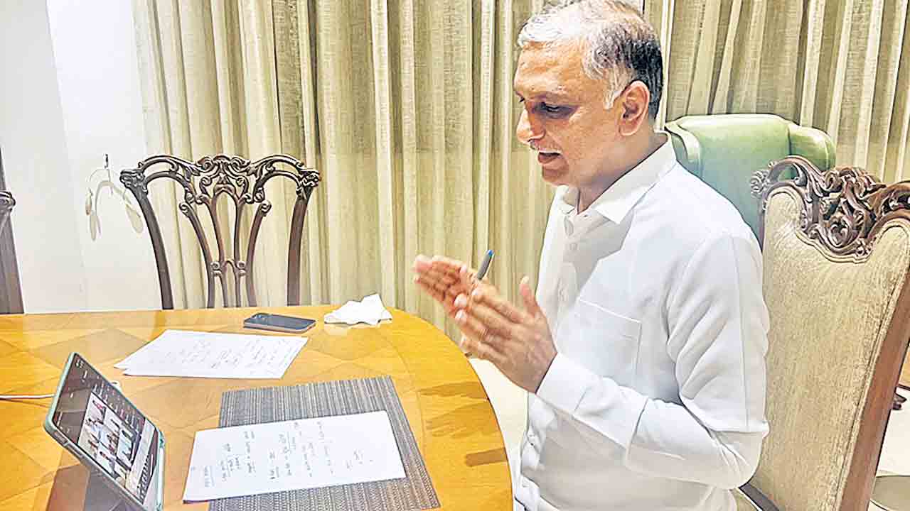 13 నెలల్లో తెలంగాణ నవ్వులపాలు